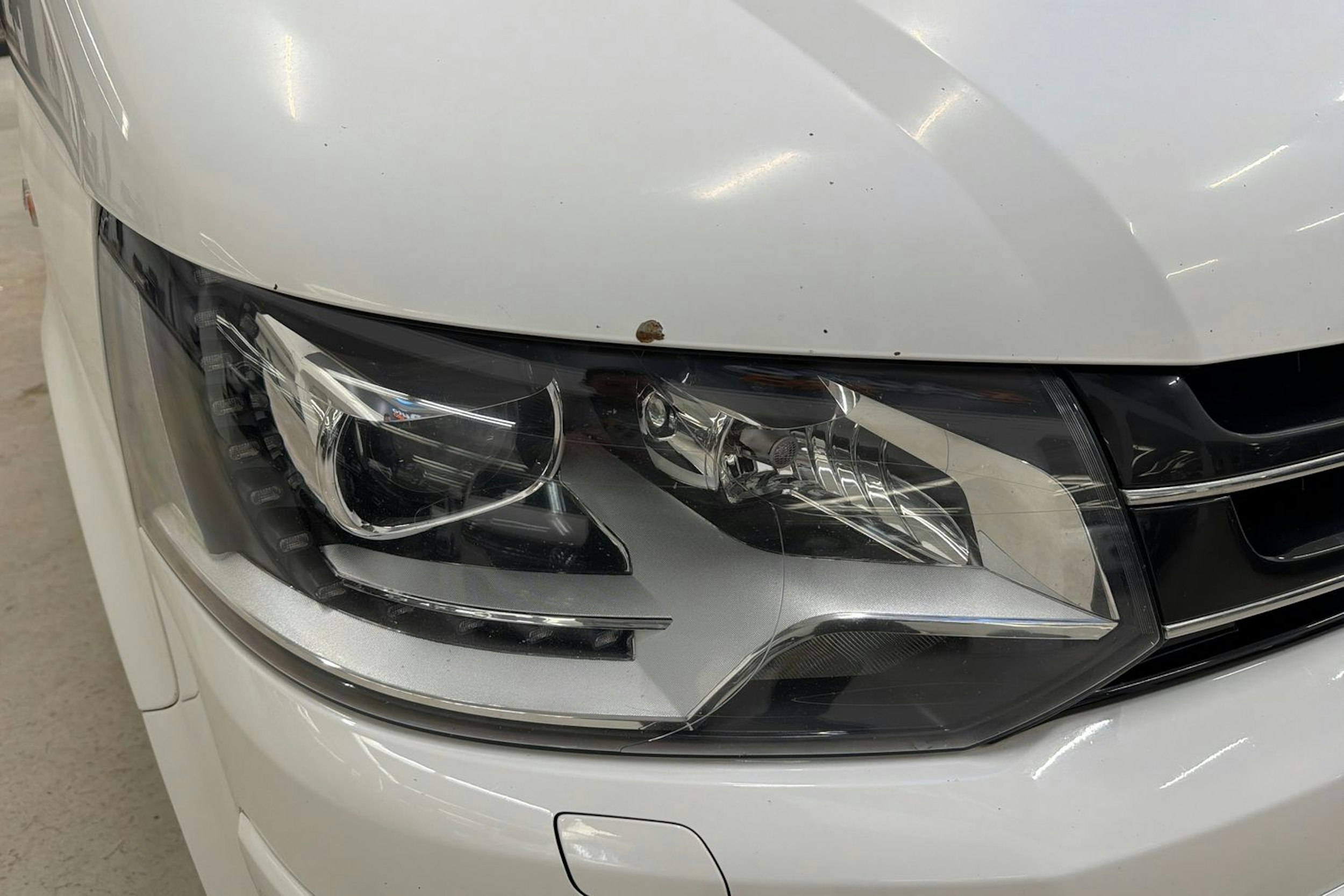 valkoinen Volkswagen Transporter 2014 kuva 27.