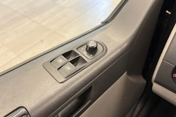 ruskea (beige) Volkswagen Transporter 2014 kuva 13.