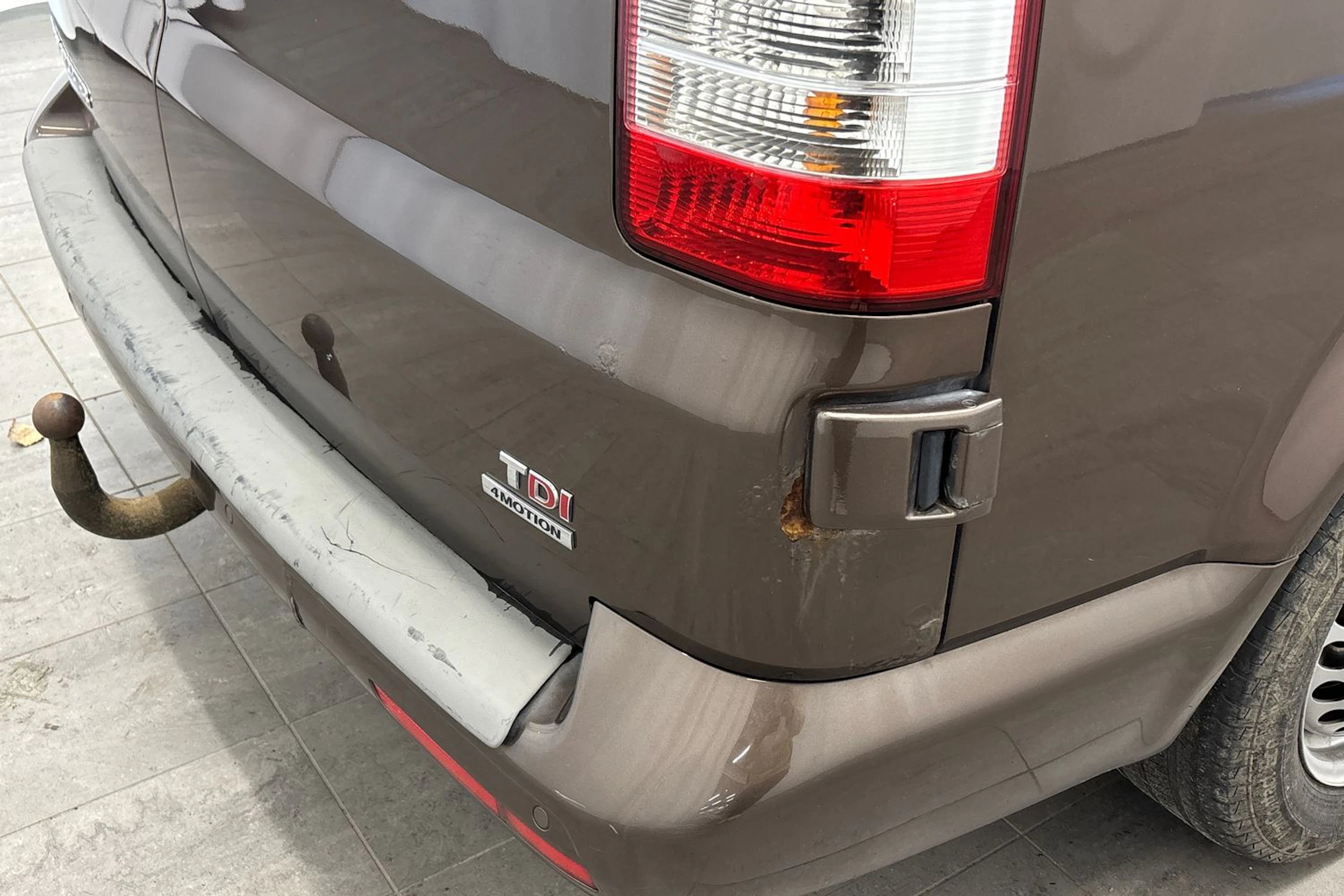 ruskea (beige) Volkswagen Transporter 2014 kuva 32.