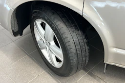 Ruskea (beige) Volkswagen TRANSPORTER 2014 kuva 28.