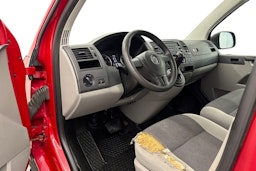 Punainen Volkswagen TRANSPORTER 2014 kuva 6.