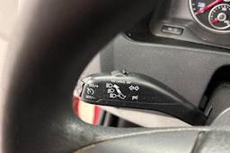 Punainen Volkswagen TRANSPORTER 2014 kuva 32.