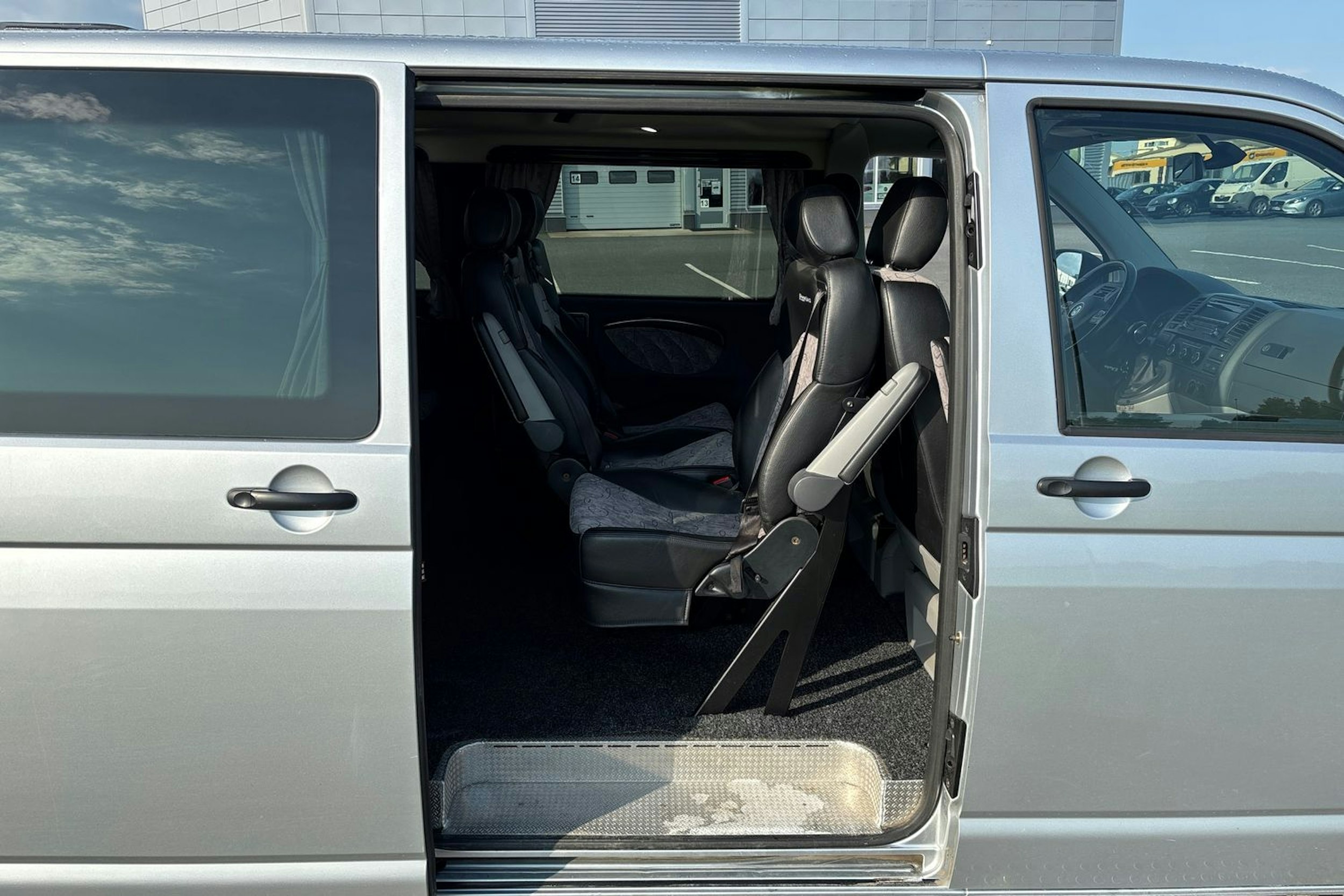 Hopea Volkswagen TRANSPORTER 2014 kuva 13.