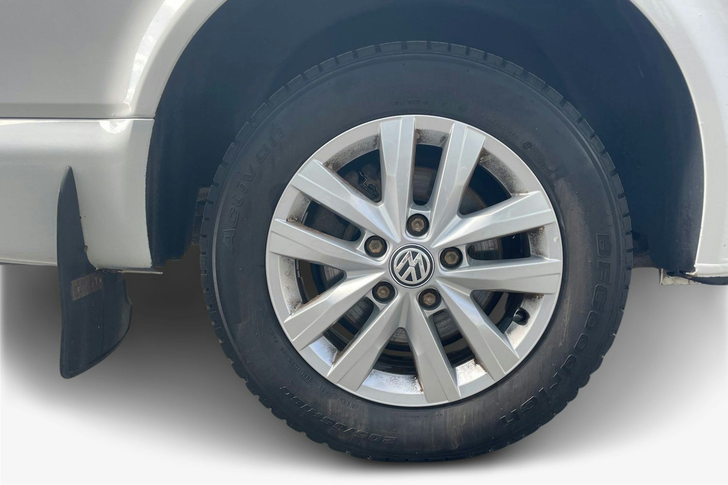 Valkoinen Volkswagen TRANSPORTER 2014 kuva 10.