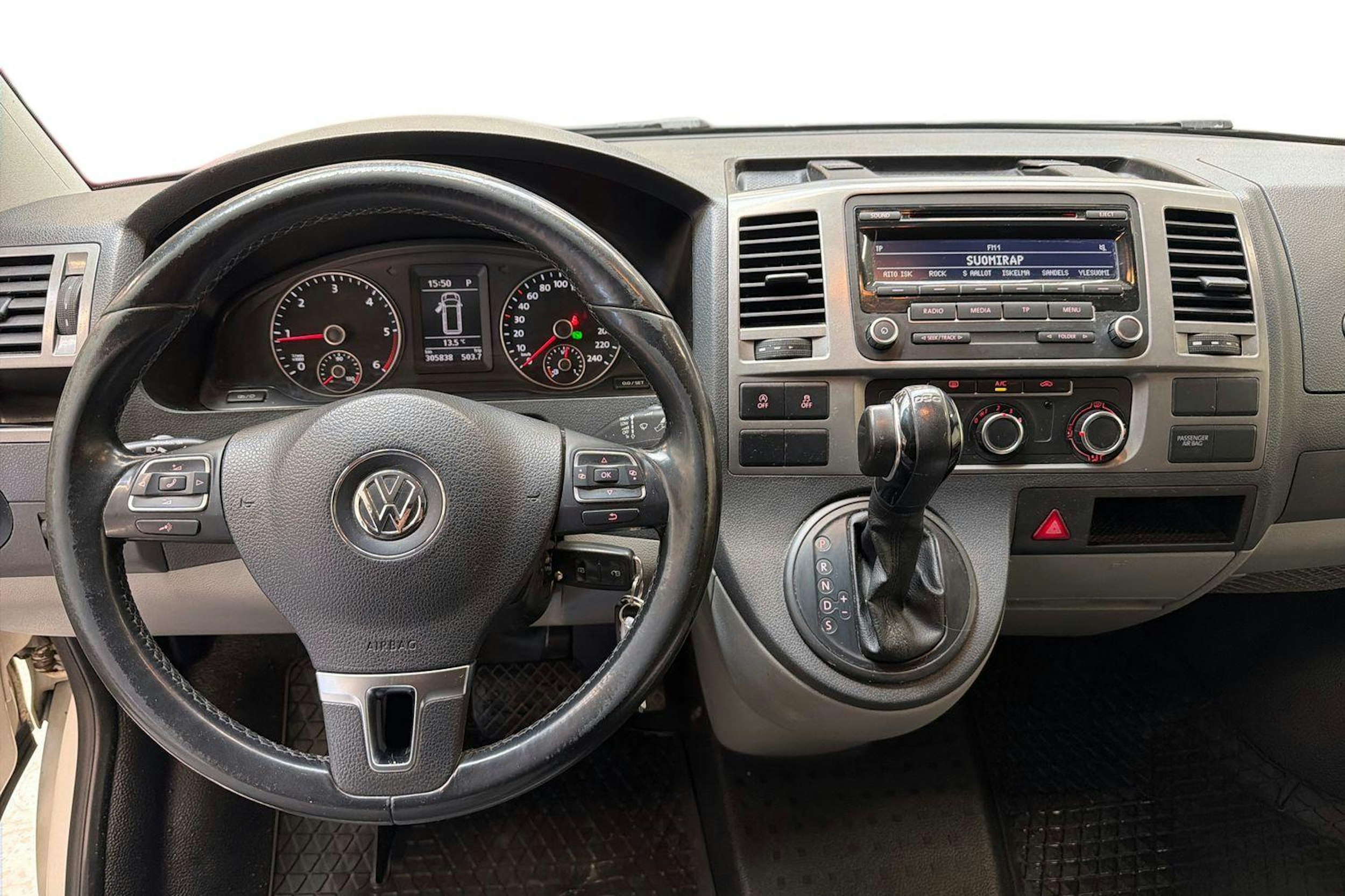 valkoinen Volkswagen Transporter 2014 kuva 9.