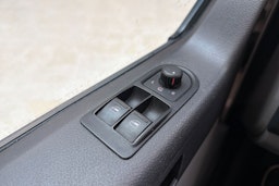 valkoinen Volkswagen Transporter 2014 kuva 14.