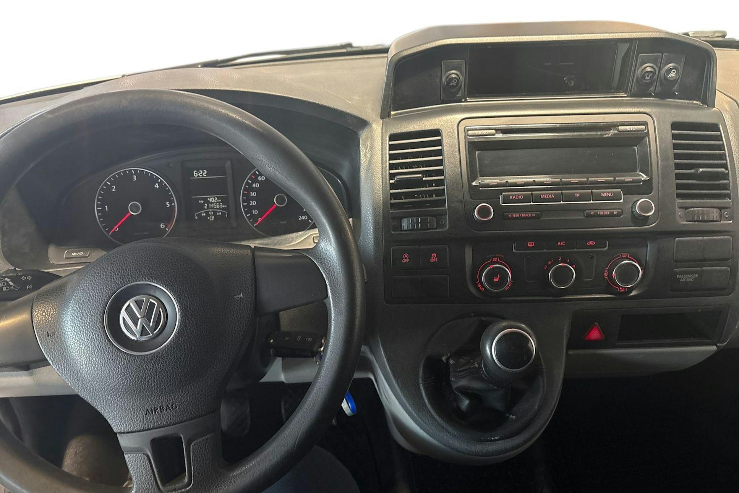 Valkoinen Volkswagen TRANSPORTER 2014 kuva 7.