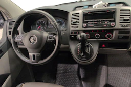 valkoinen Volkswagen Transporter 2014 kuva 9.