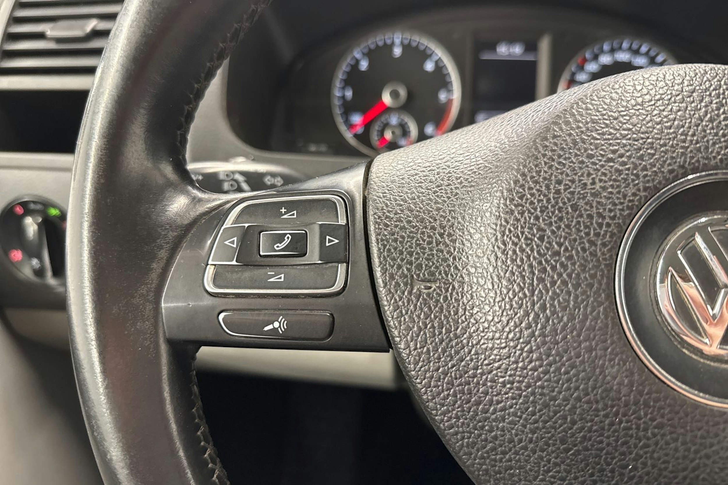 valkoinen Volkswagen Transporter 2014 kuva 15.