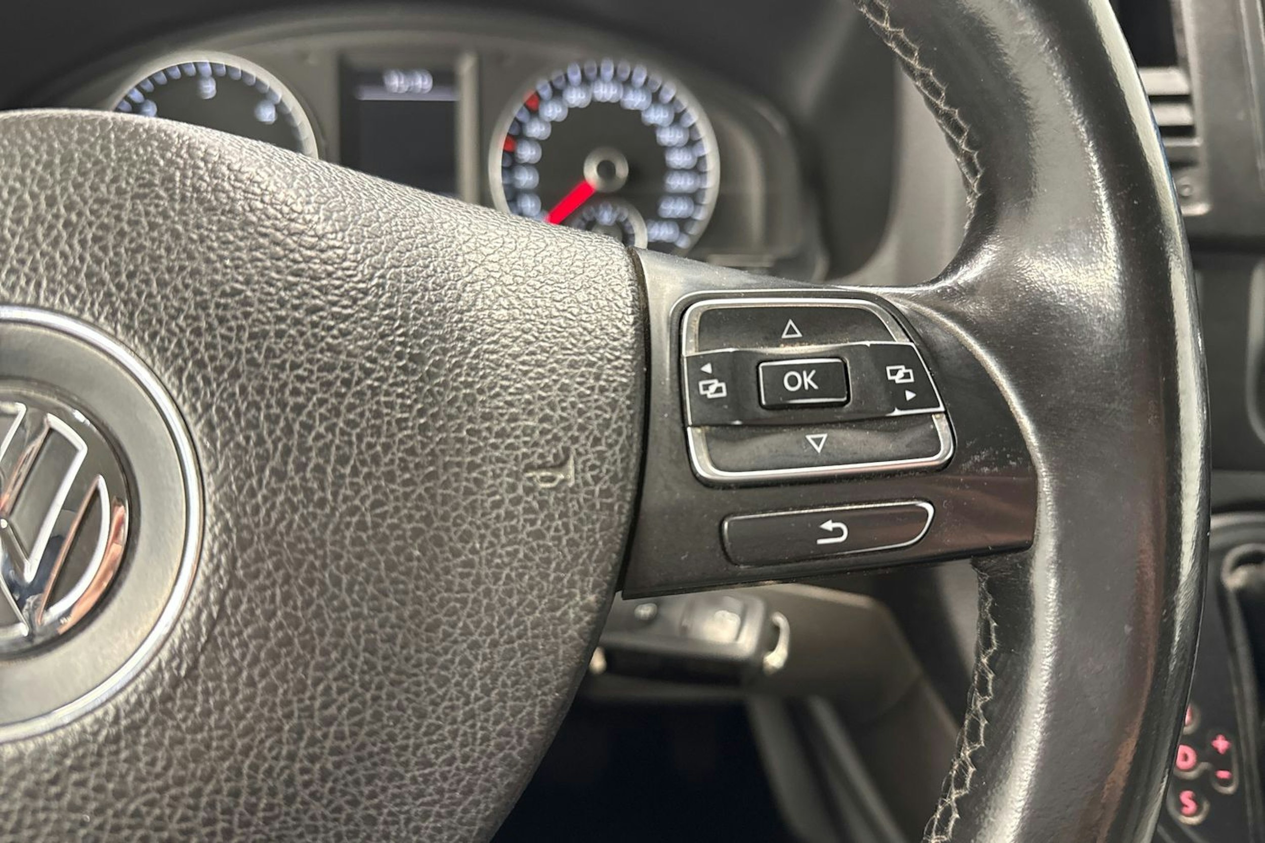 valkoinen Volkswagen Transporter 2014 kuva 16.