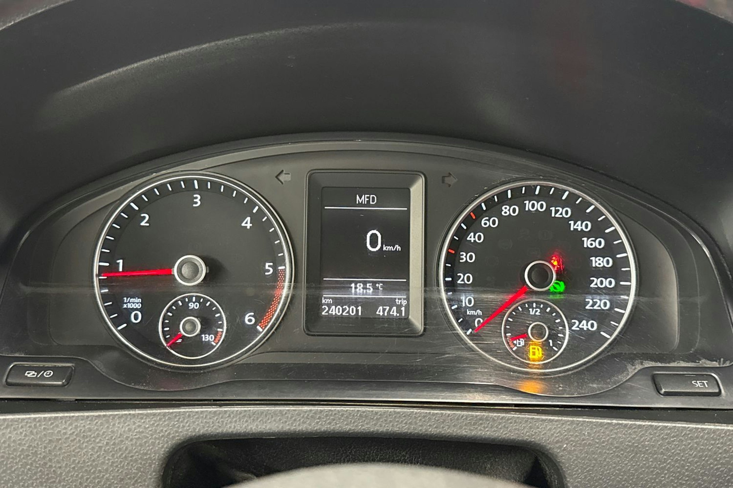 valkoinen Volkswagen Transporter 2014 kuva 17.