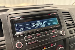 valkoinen Volkswagen Transporter 2014 kuva 20.