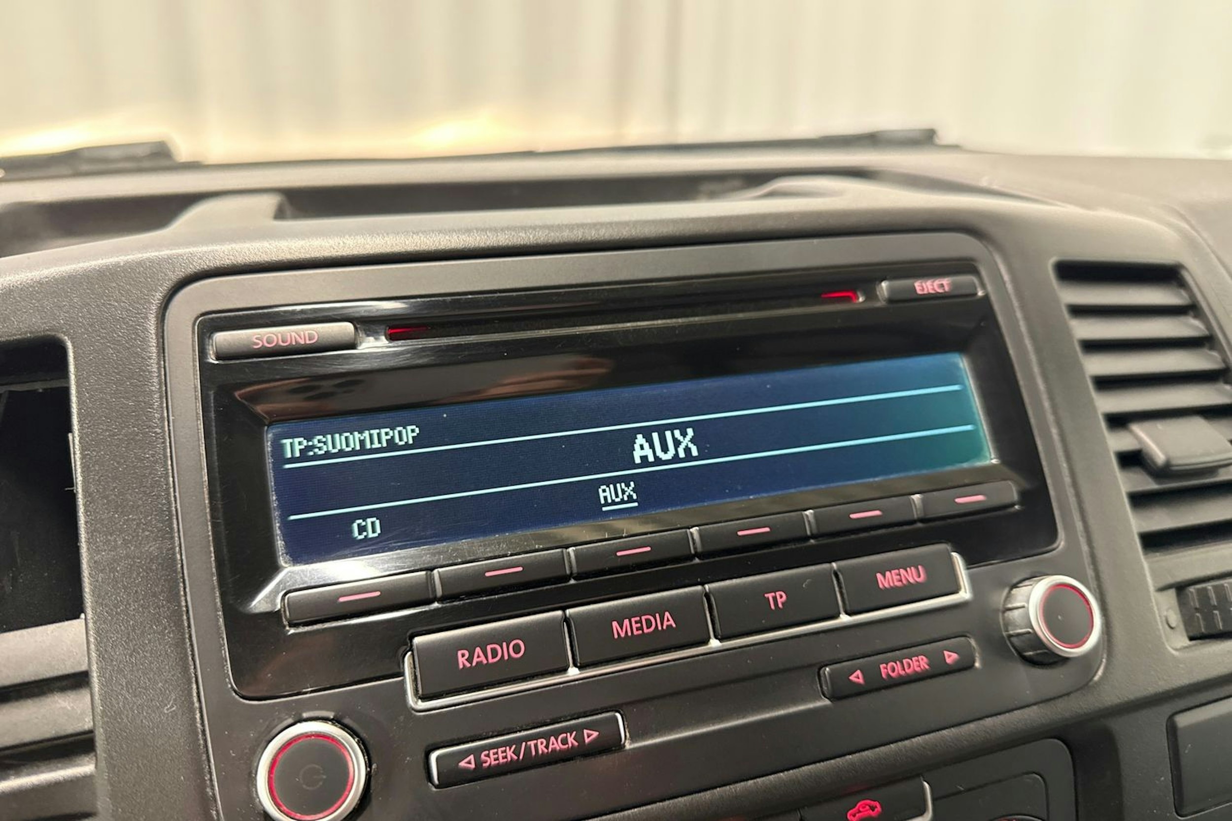 valkoinen Volkswagen Transporter 2014 kuva 21.