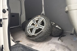 valkoinen Volkswagen Transporter 2014 kuva 28.