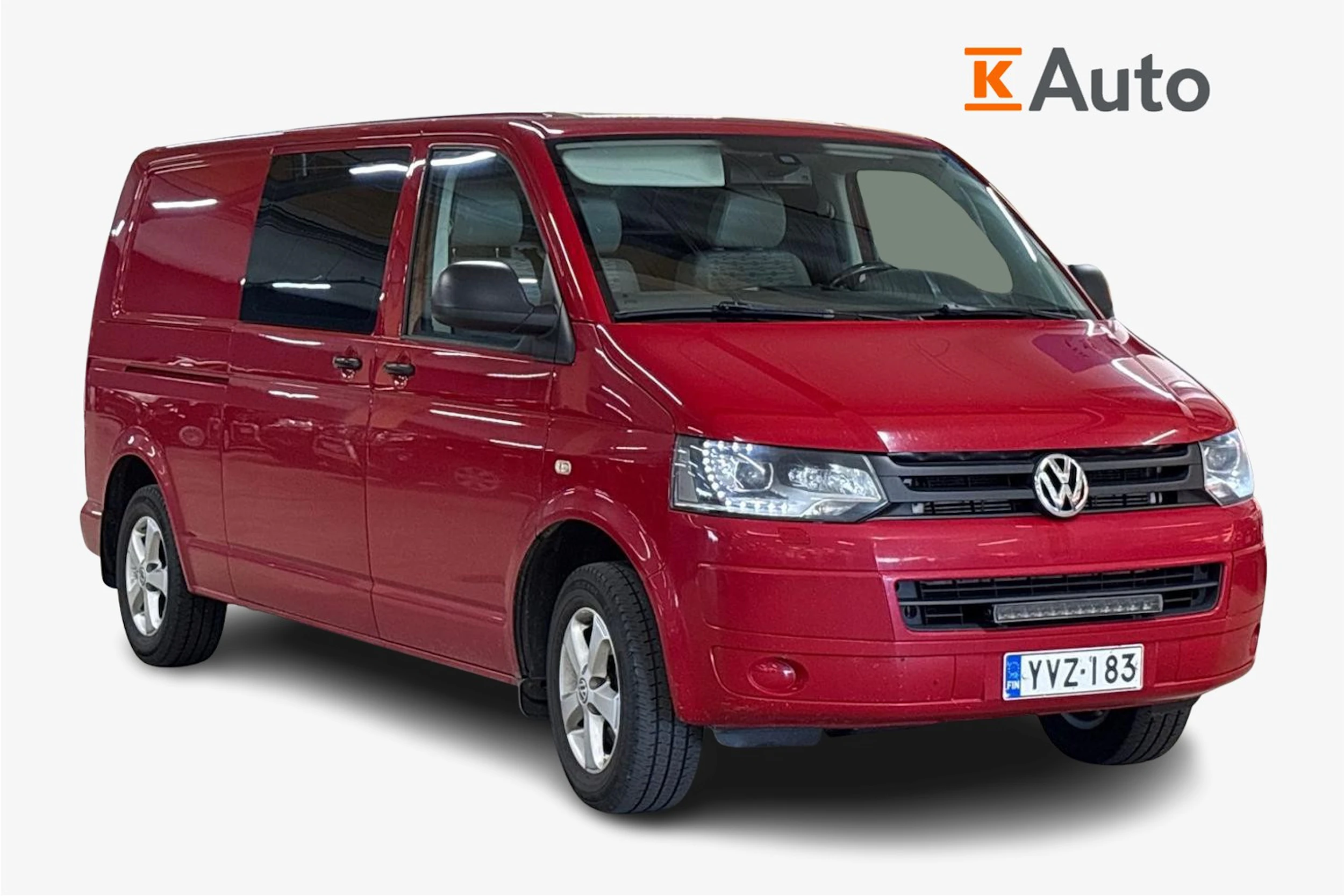 punainen Volkswagen Transporter 2014 kuva 1.