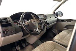 punainen Volkswagen Transporter 2014 kuva 3.