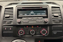 Musta Volkswagen TRANSPORTER 2015 kuva 19.
