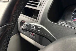 Musta Volkswagen TRANSPORTER 2015 kuva 22.