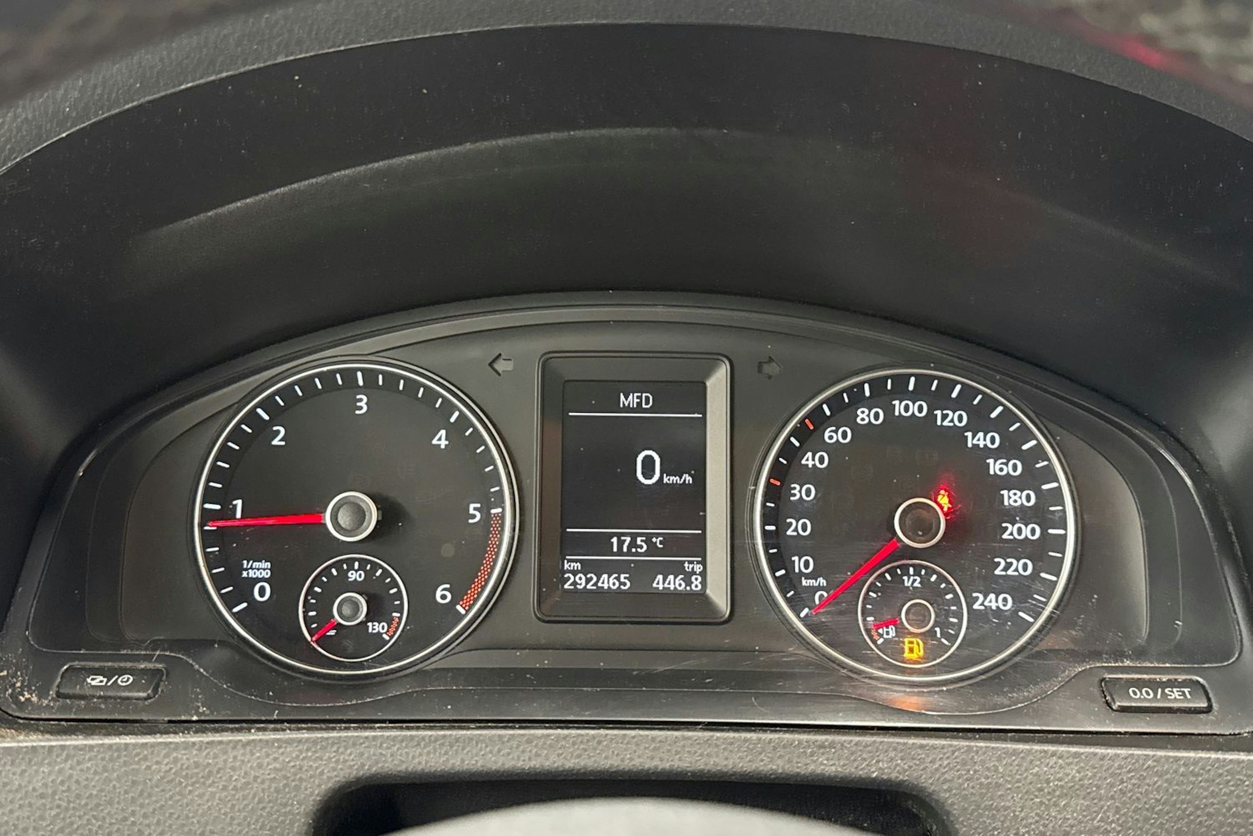 valkoinen Volkswagen Transporter 2015 kuva 17.