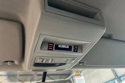 musta Volkswagen Transporter 2015 kuva 5.