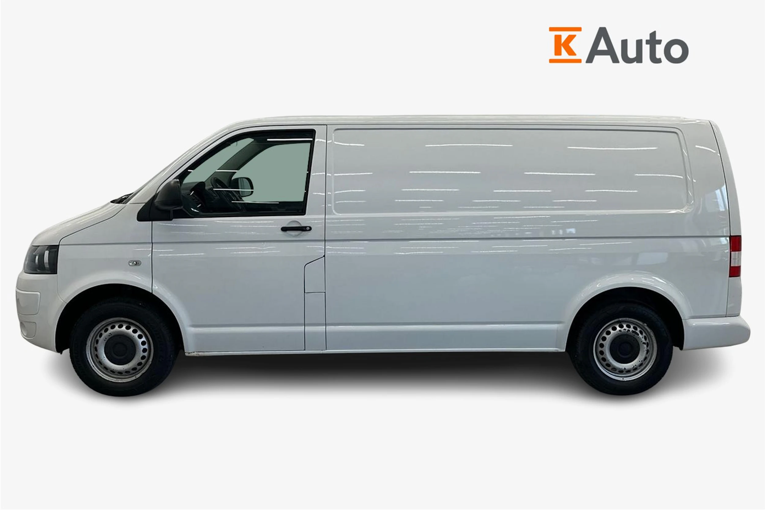 valkoinen Volkswagen Transporter 2015 kuva 5.