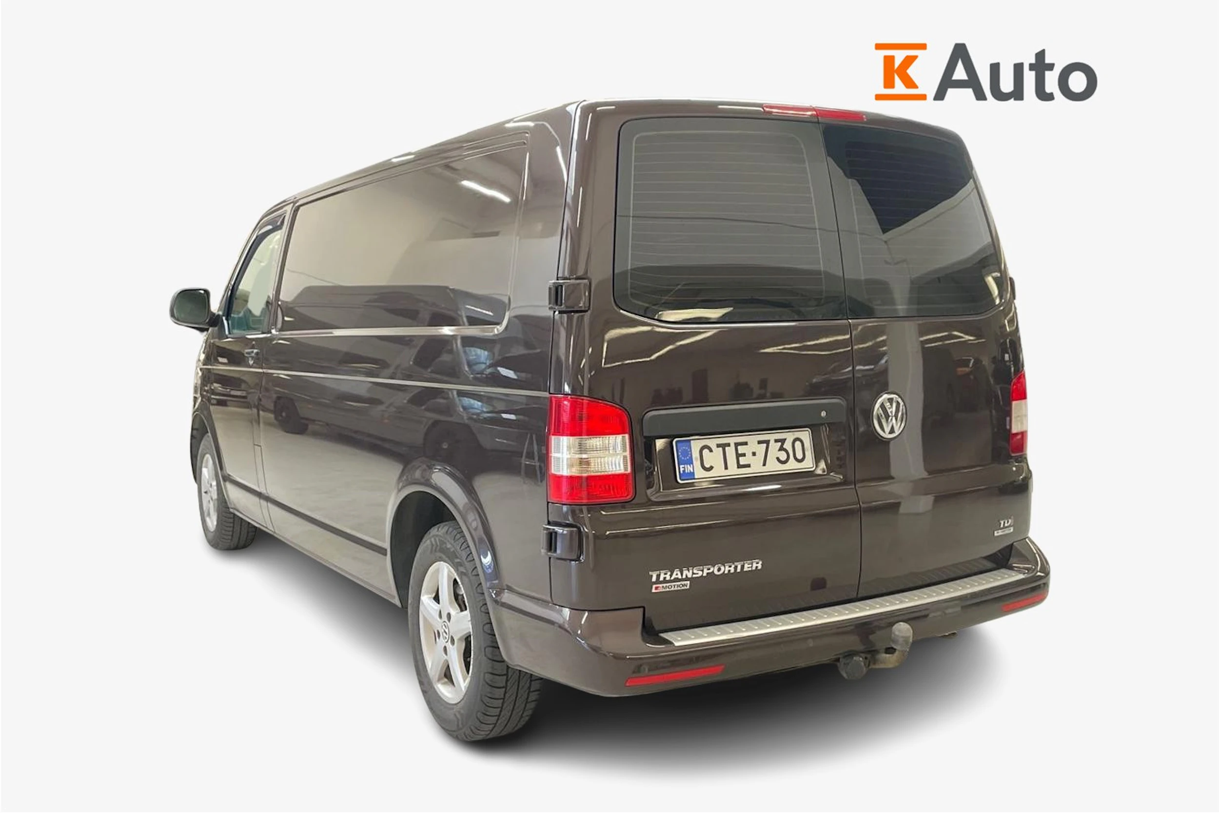 ruskea (beige) Volkswagen Transporter 2015 kuva 2.
