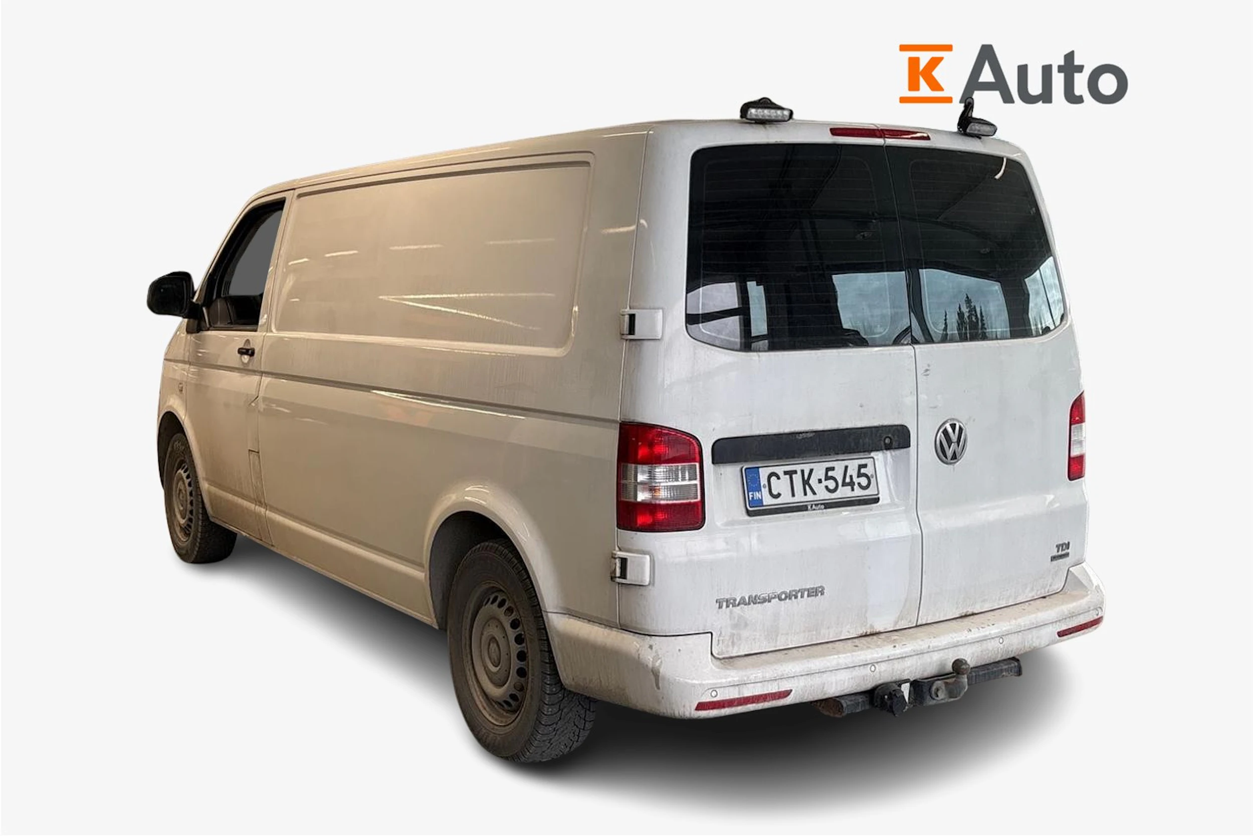 valkoinen Volkswagen Transporter 2015 kuva 2.
