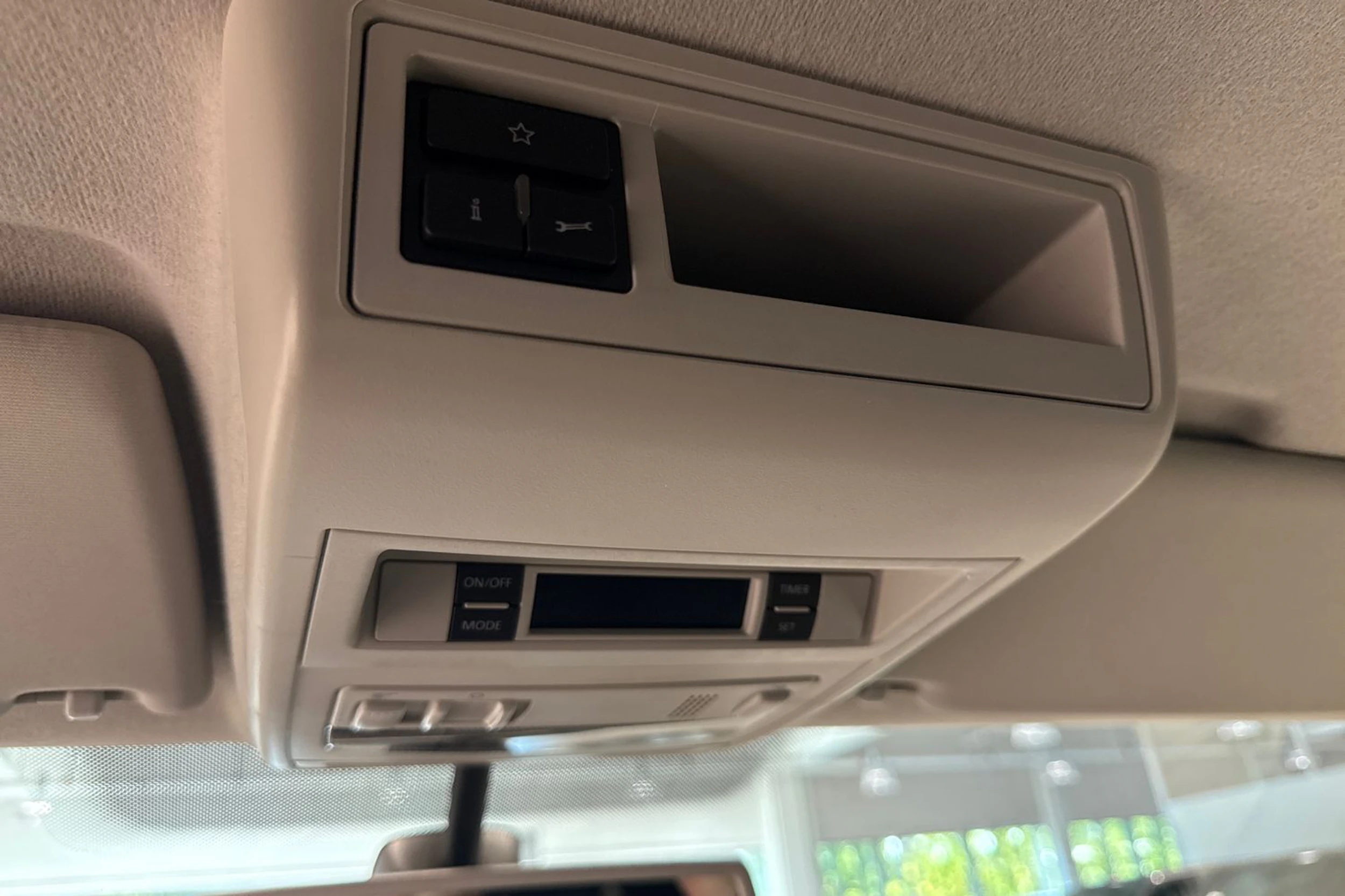 sininen Volkswagen Transporter 2015 kuva 21.