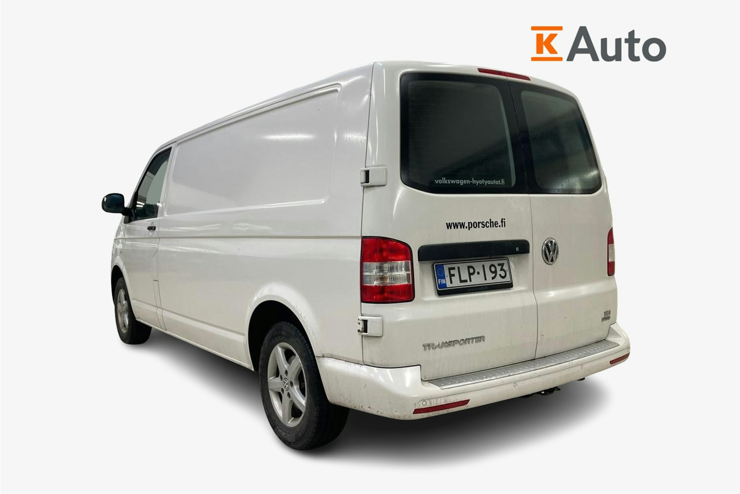 valkoinen Volkswagen Transporter 2015 kuva 2.
