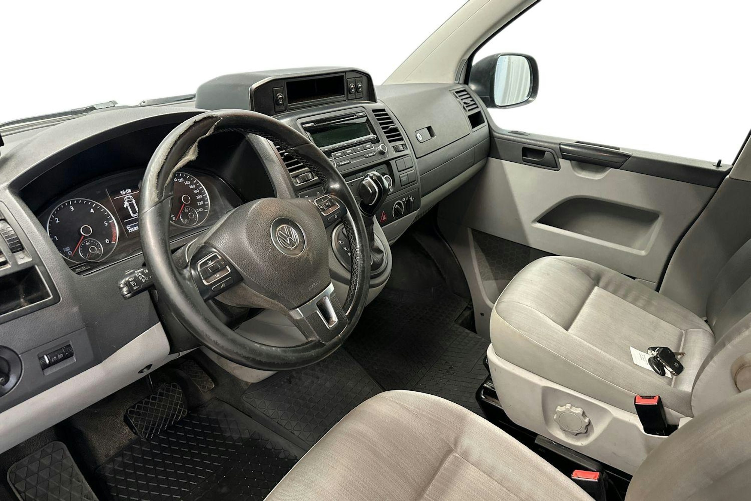 Valkoinen Volkswagen TRANSPORTER 2015 kuva 6.