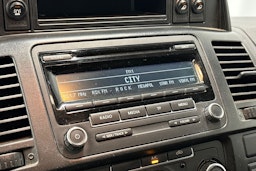 Valkoinen Volkswagen TRANSPORTER 2015 kuva 16.