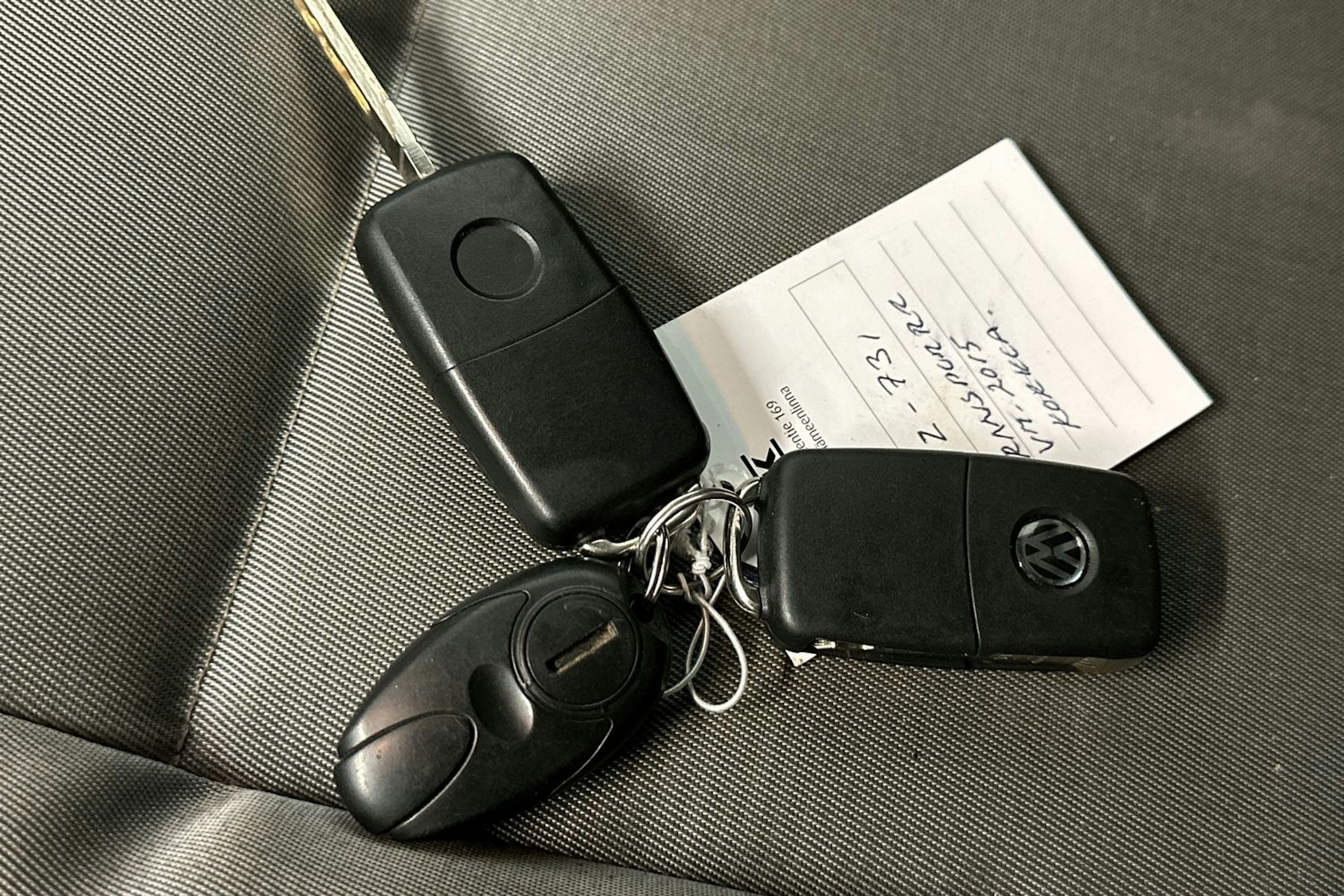 Valkoinen Volkswagen TRANSPORTER 2015 kuva 22.