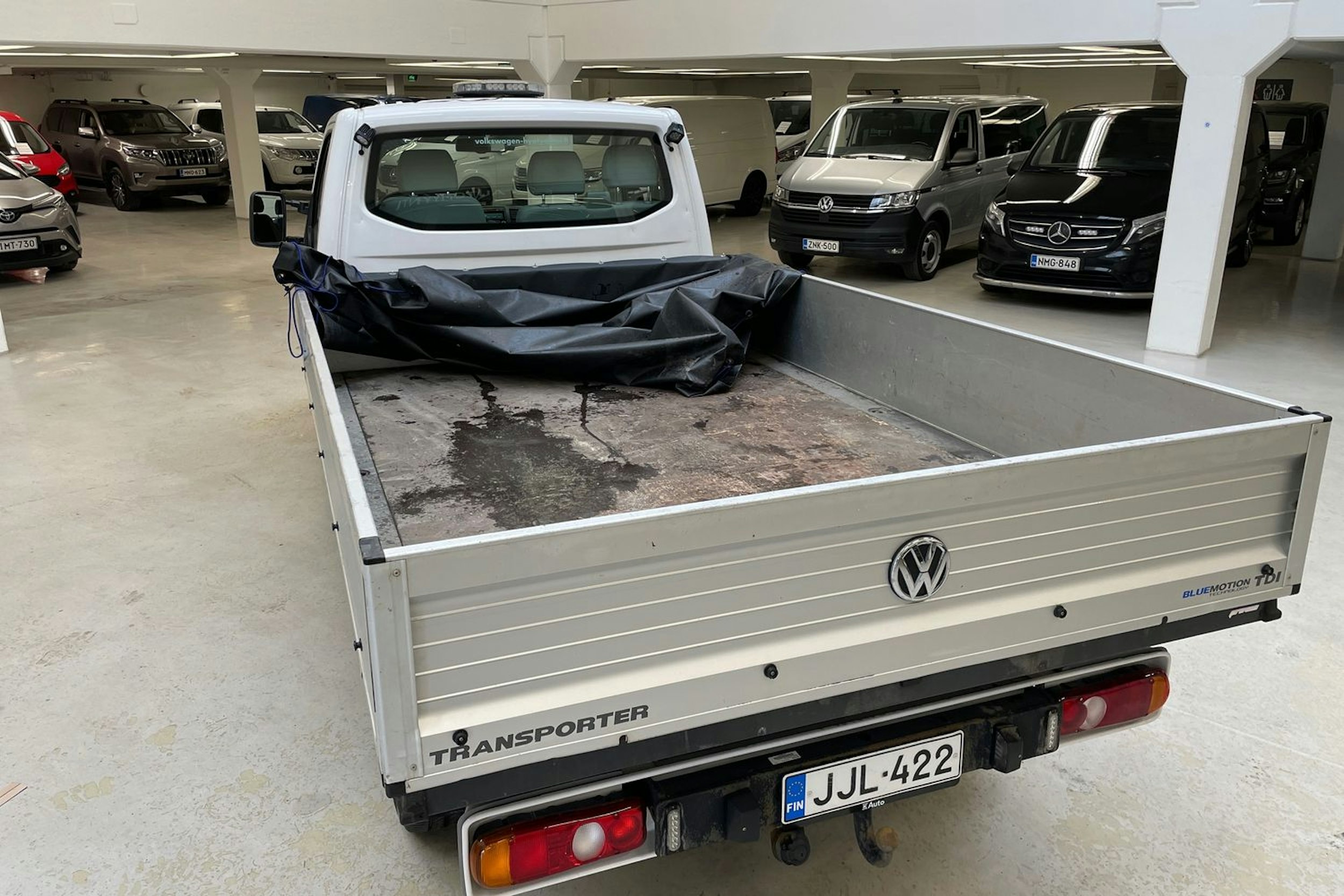 valkoinen Volkswagen Transporter 2015 kuva 13.