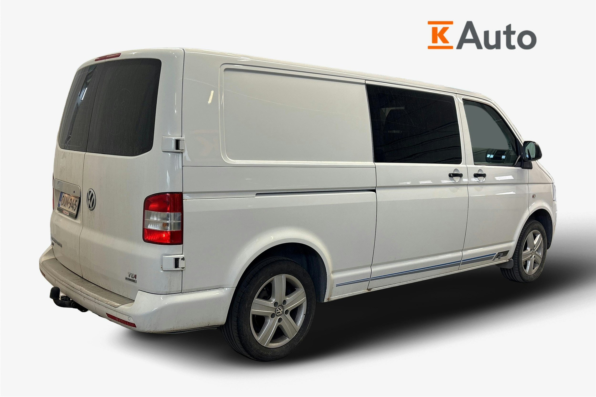 valkoinen Volkswagen Transporter 2015 kuva 2.