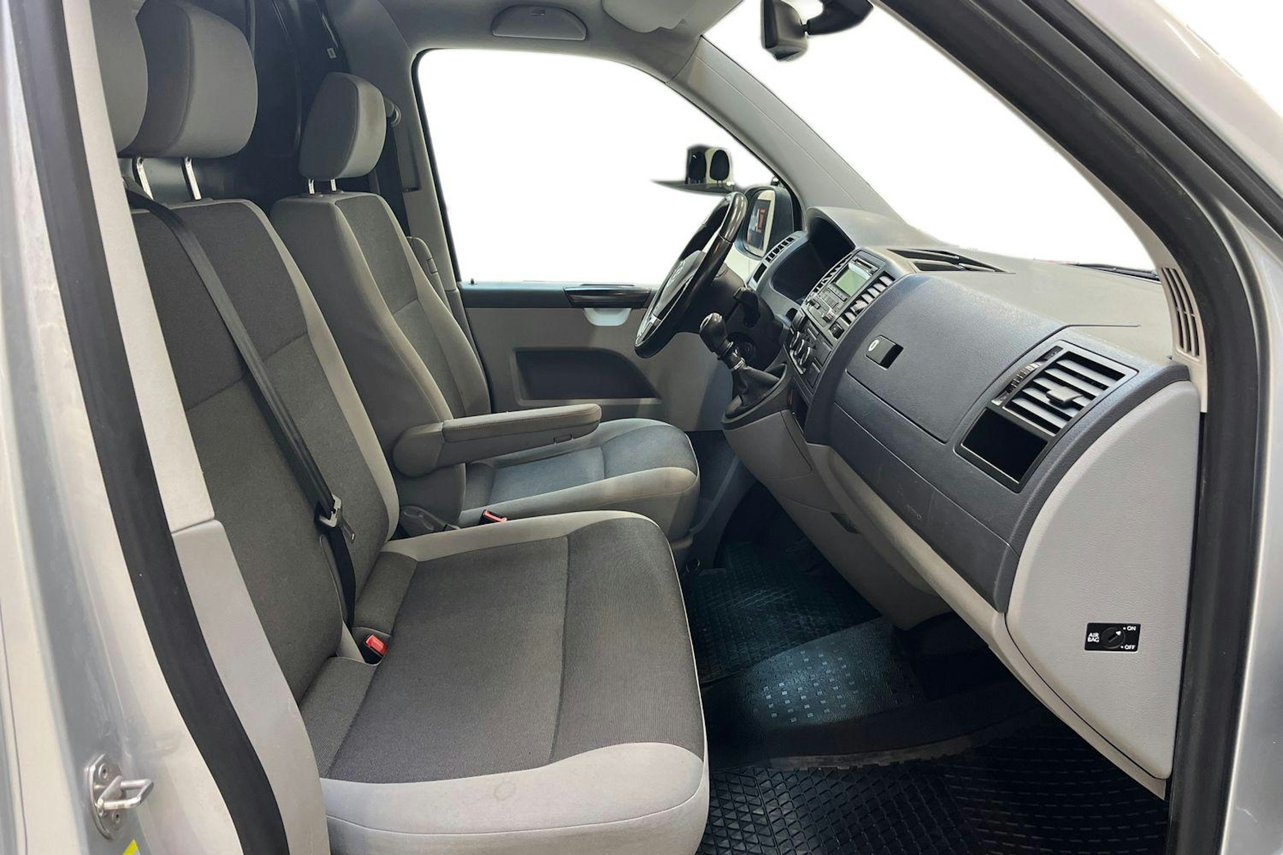 hopea Volkswagen Transporter 2015 kuva 10.