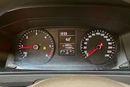 valkoinen Volkswagen Transporter 2015 kuva 13.