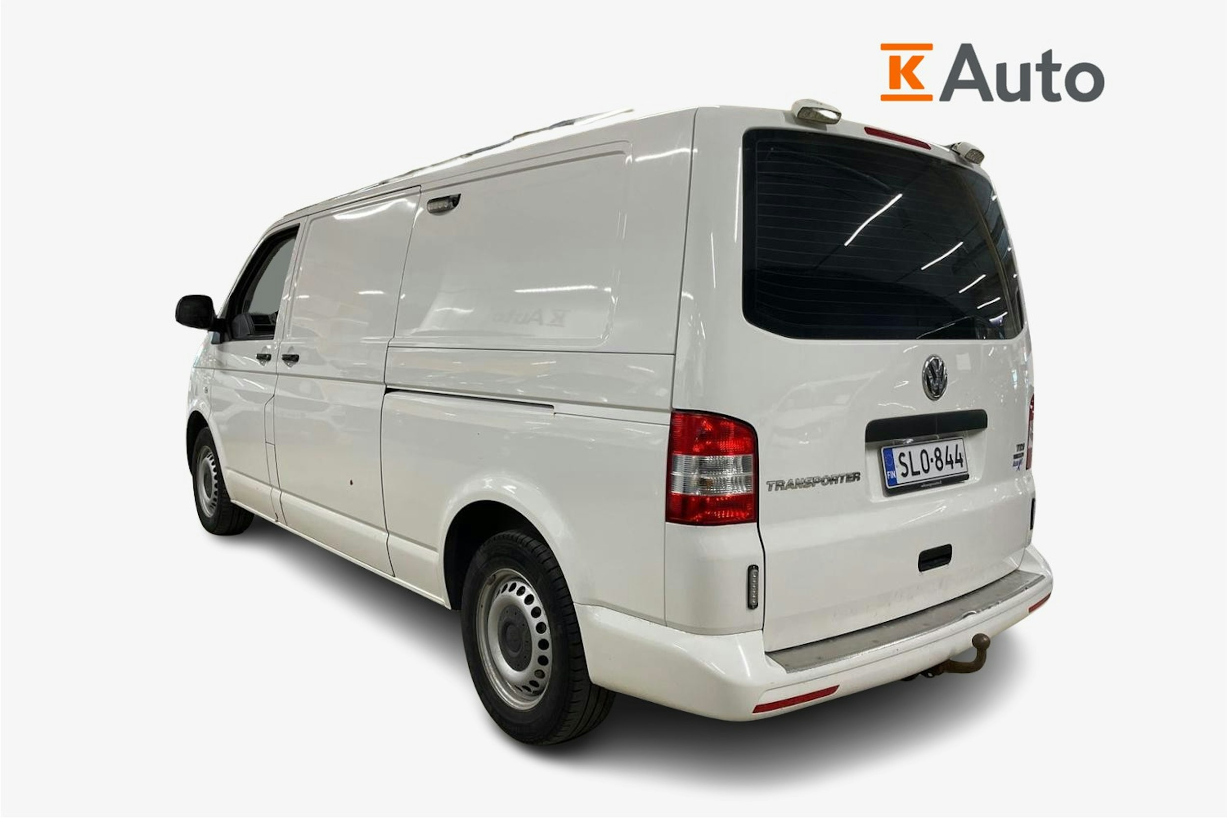 valkoinen Volkswagen Transporter 2015 kuva 2.