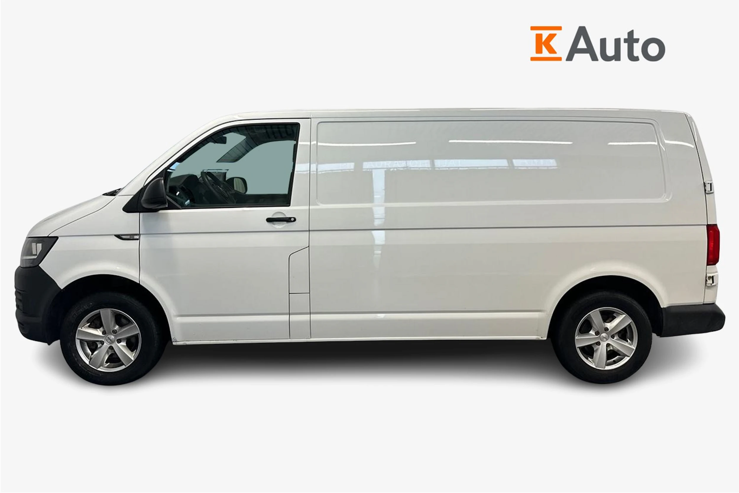 valkoinen Volkswagen Transporter 2015 kuva 7.
