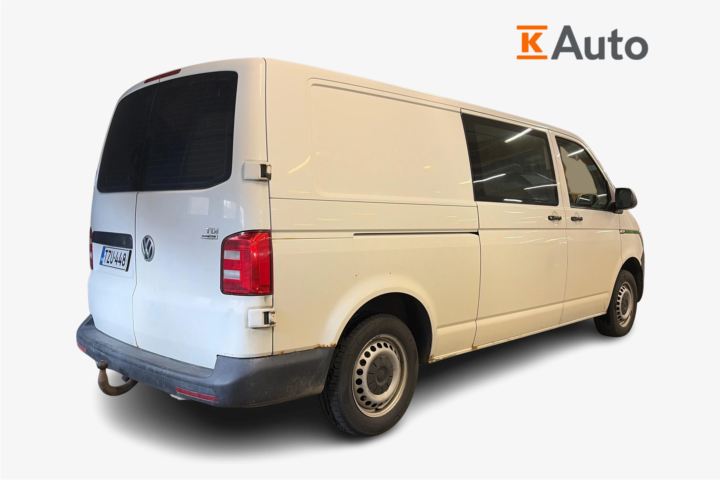 valkoinen Volkswagen Transporter 2015 kuva 2.