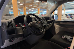 valkoinen Volkswagen Transporter 2015 kuva 6.