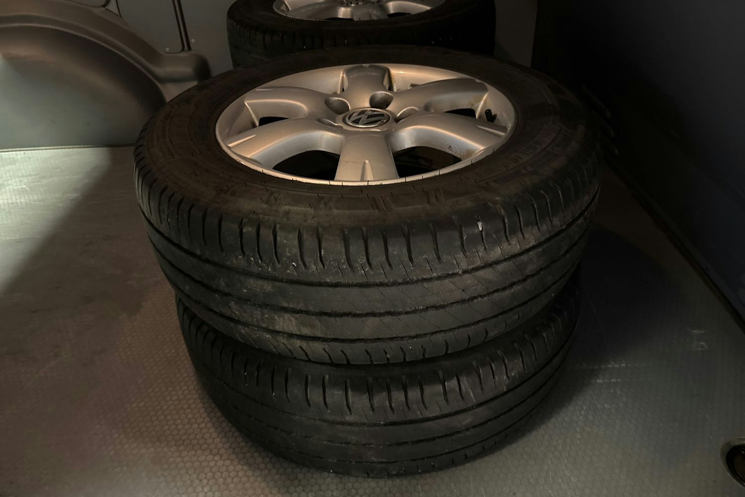 Ruskea (beige) Volkswagen TRANSPORTER 2015 kuva 13.