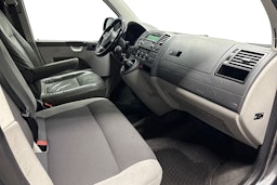 Harmaa Volkswagen TRANSPORTER 2015 kuva 10.