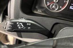 ruskea (beige) Volkswagen Transporter 2015 kuva 19.