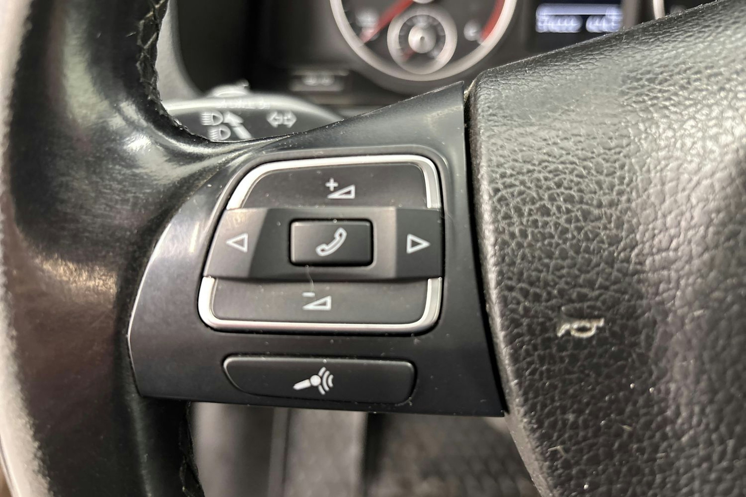 ruskea (beige) Volkswagen Transporter 2015 kuva 20.
