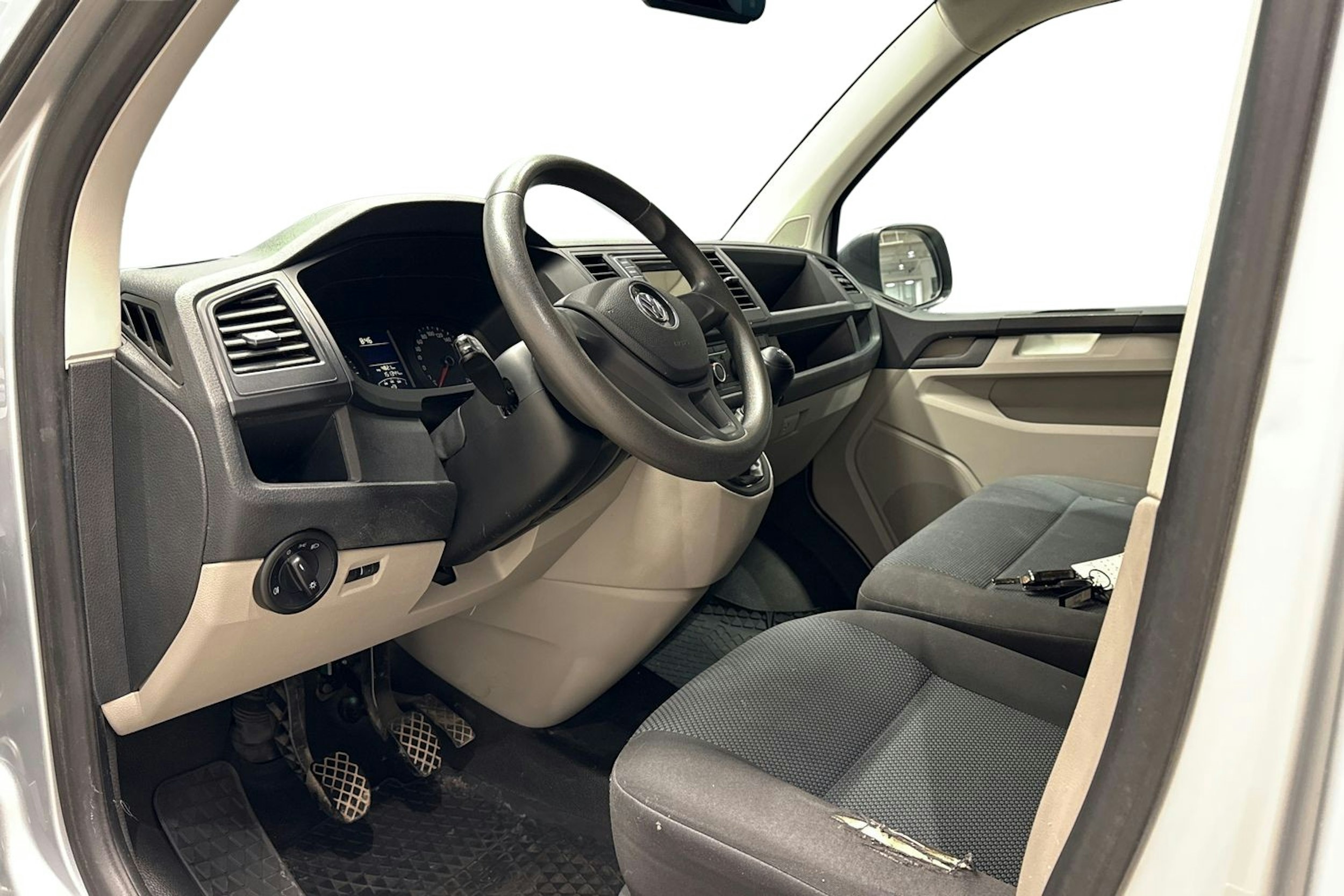 hopea Volkswagen Transporter 2016 kuva 7.