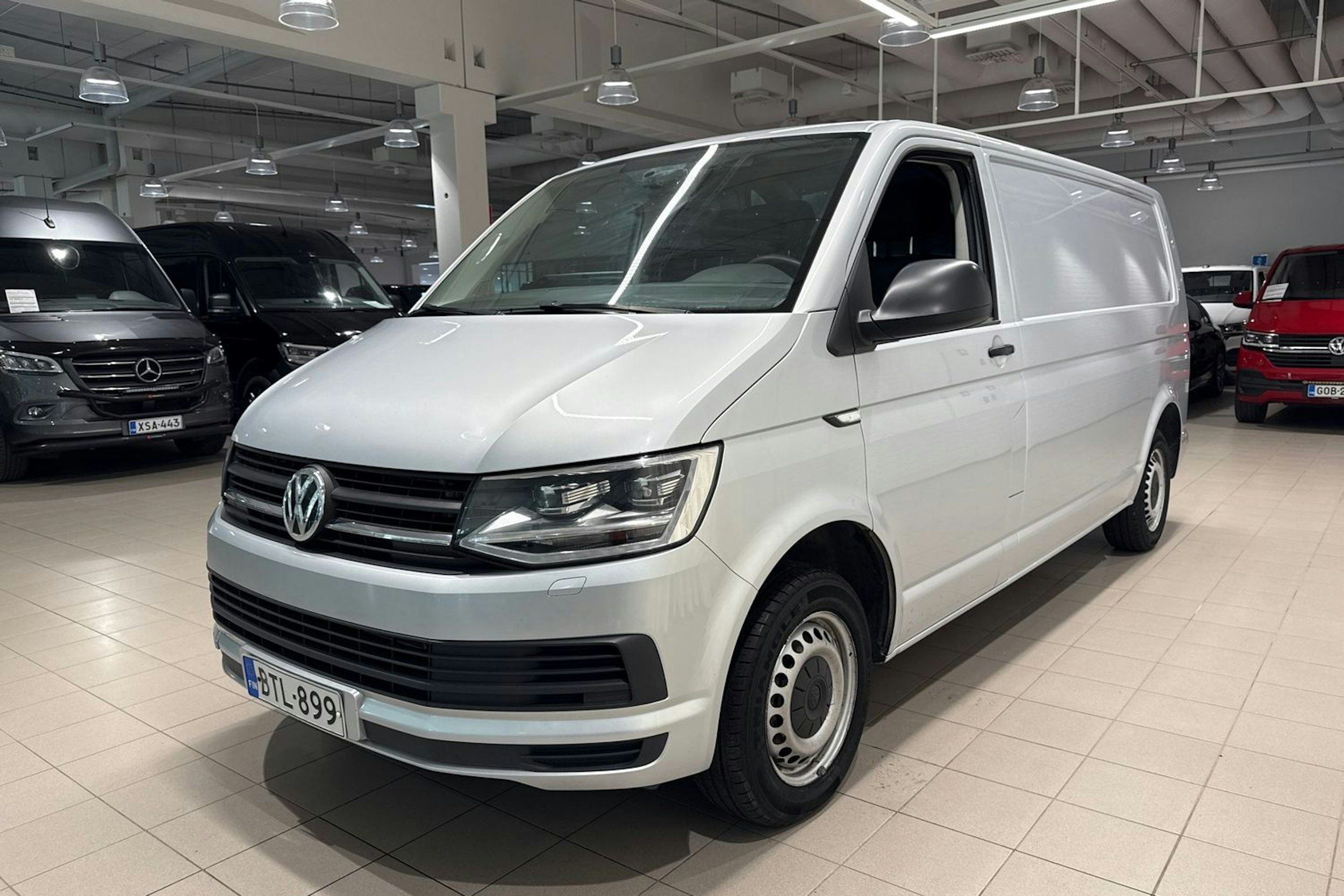 hopea Volkswagen Transporter 2016 kuva 13.