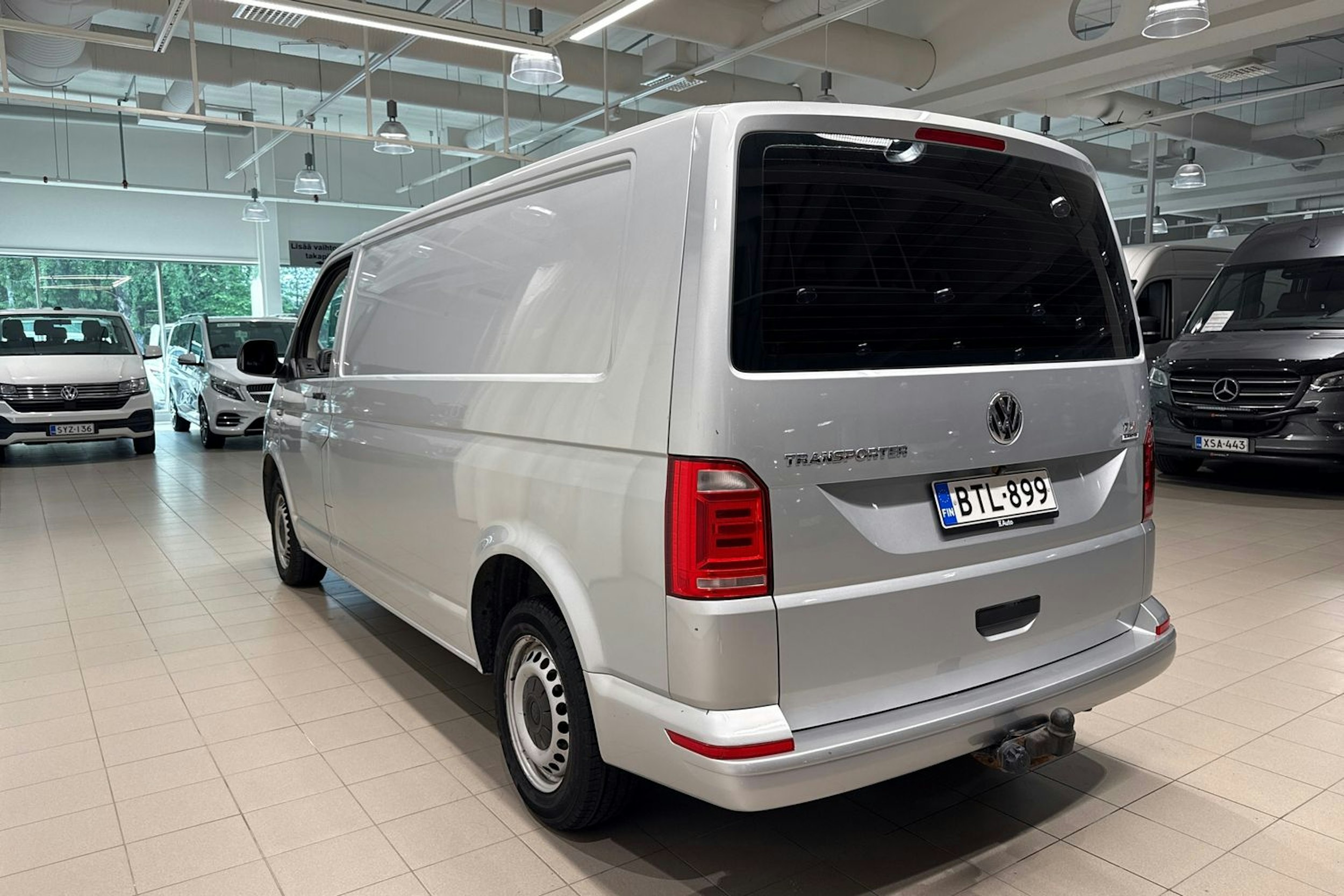 hopea Volkswagen Transporter 2016 kuva 14.