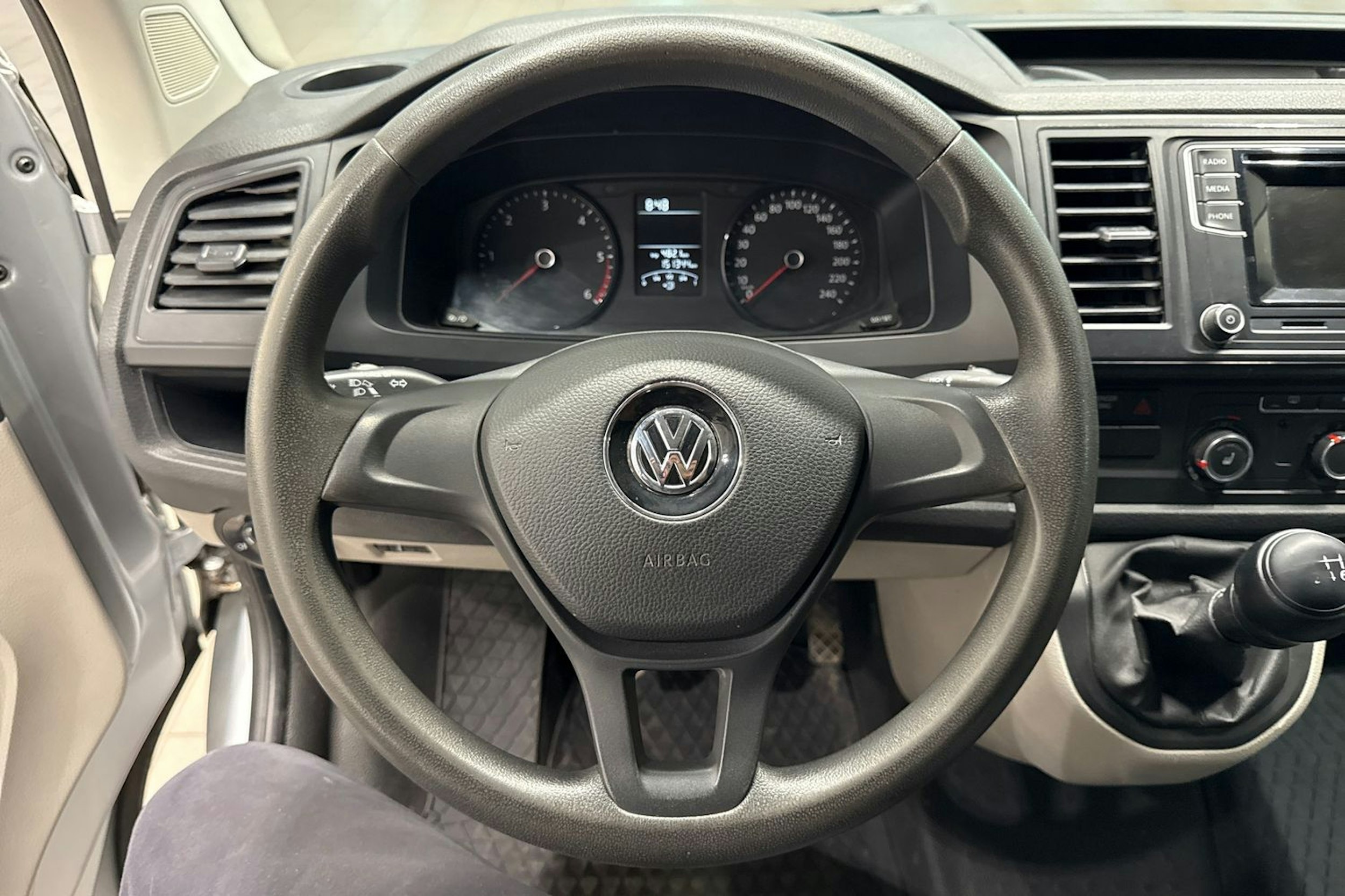 hopea Volkswagen Transporter 2016 kuva 17.