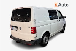 Valkoinen Volkswagen Transporter 2016 kuva 2.