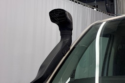 valkoinen Volkswagen Transporter 2016 kuva 23.